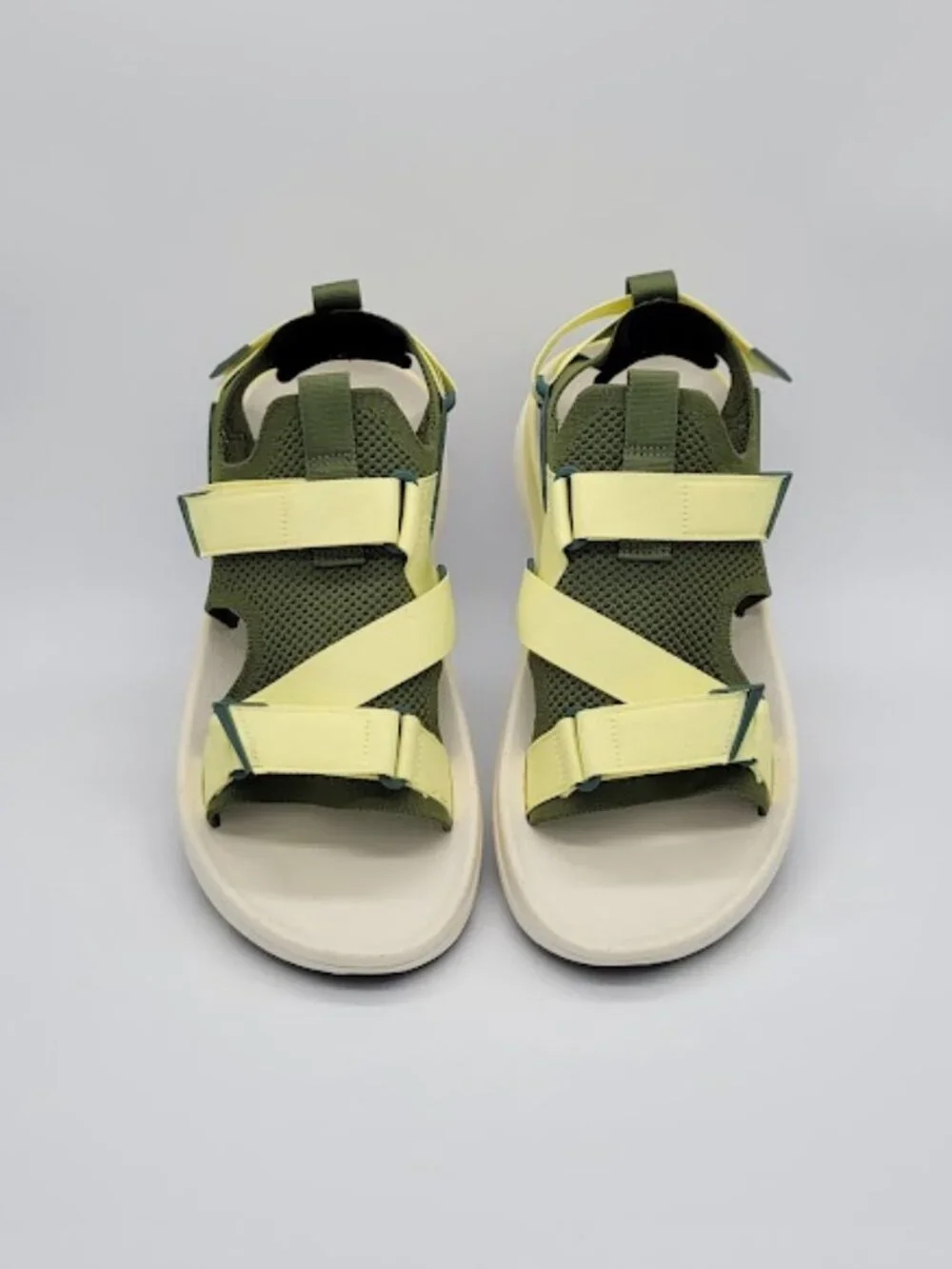 TEVA Aventrail Men’s Trail Running Hiking Sandals Green  Size 10 NWOB